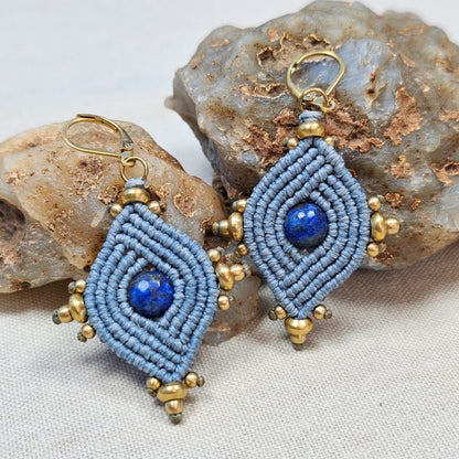 עגילי 'הופי' כחלחל ולאפיס לזולי