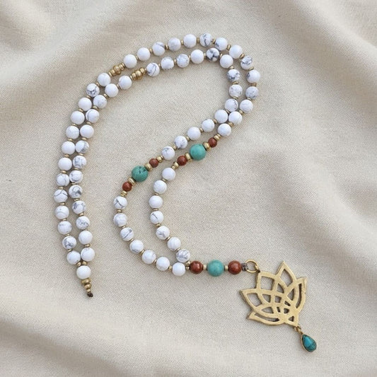 מאלה 'לוטוס לבן'