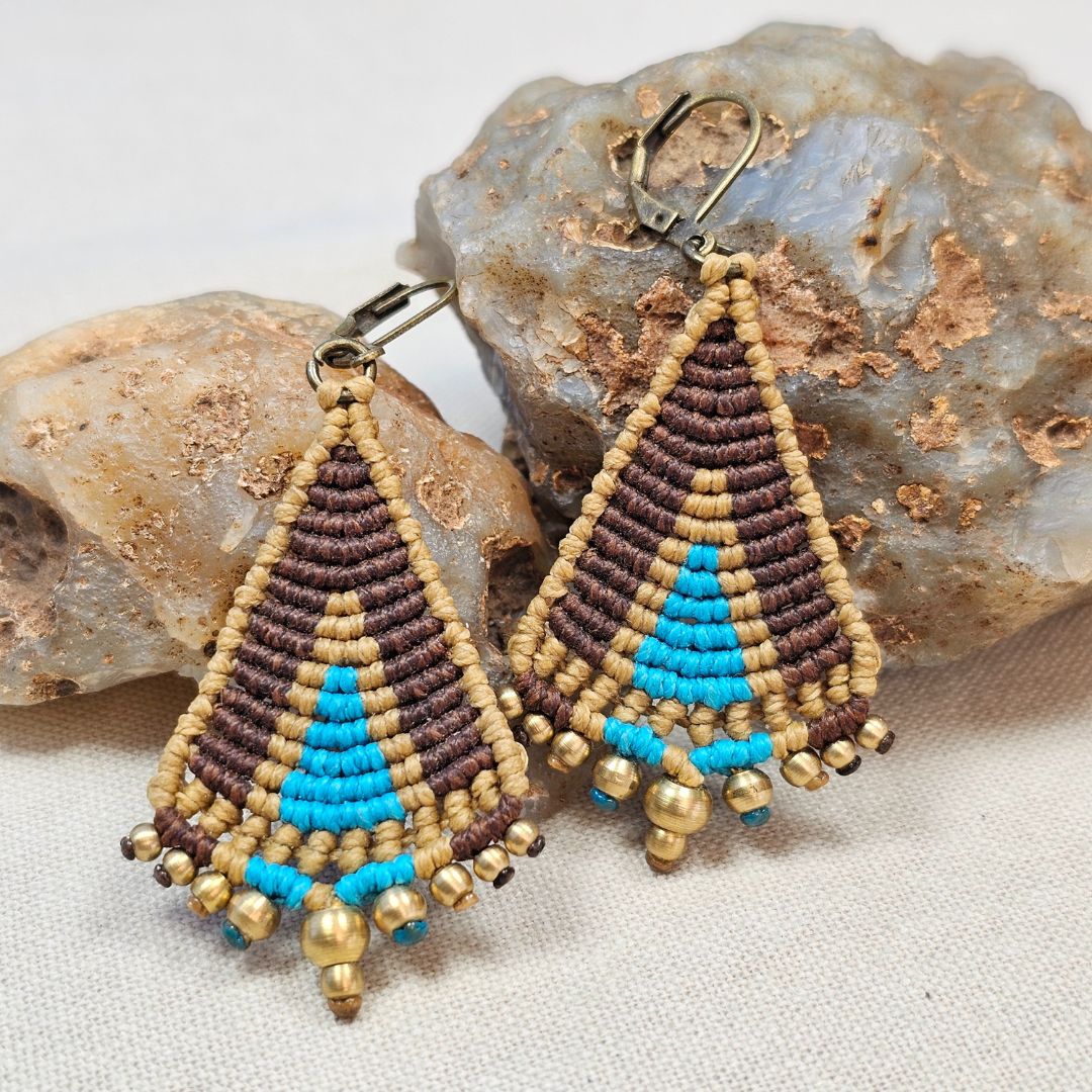 עגילי 'טיפי' חום וטורקיז