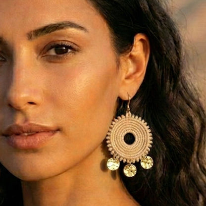 עגילי 'סהרה' בז' טבעי