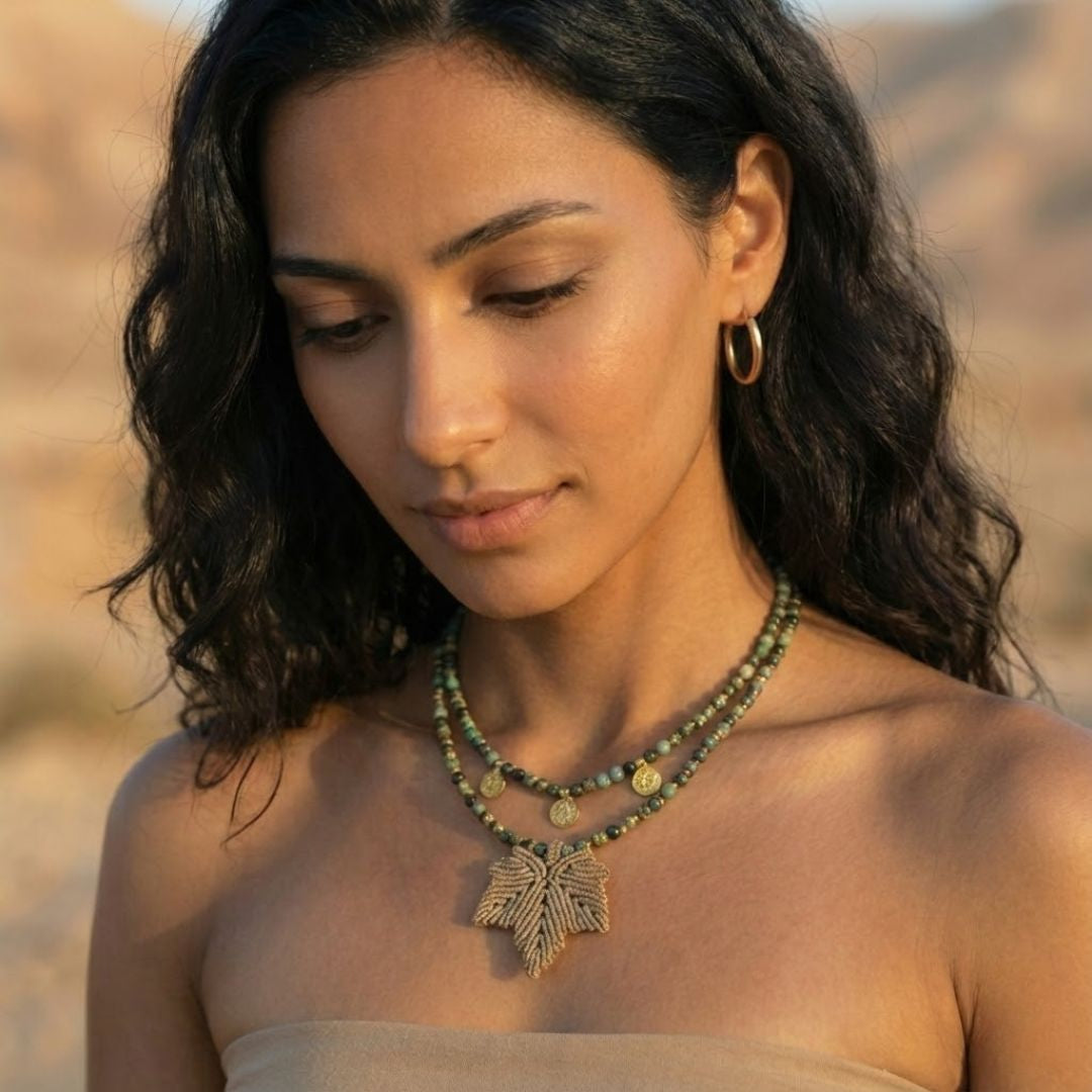 שרשרת 'אלה' בז' טבעי