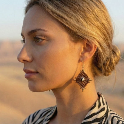 עגילי 'הופי' חום וג'ספר דלמטי