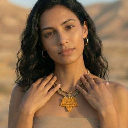 שרשרת 'אלה' עלה צהוב