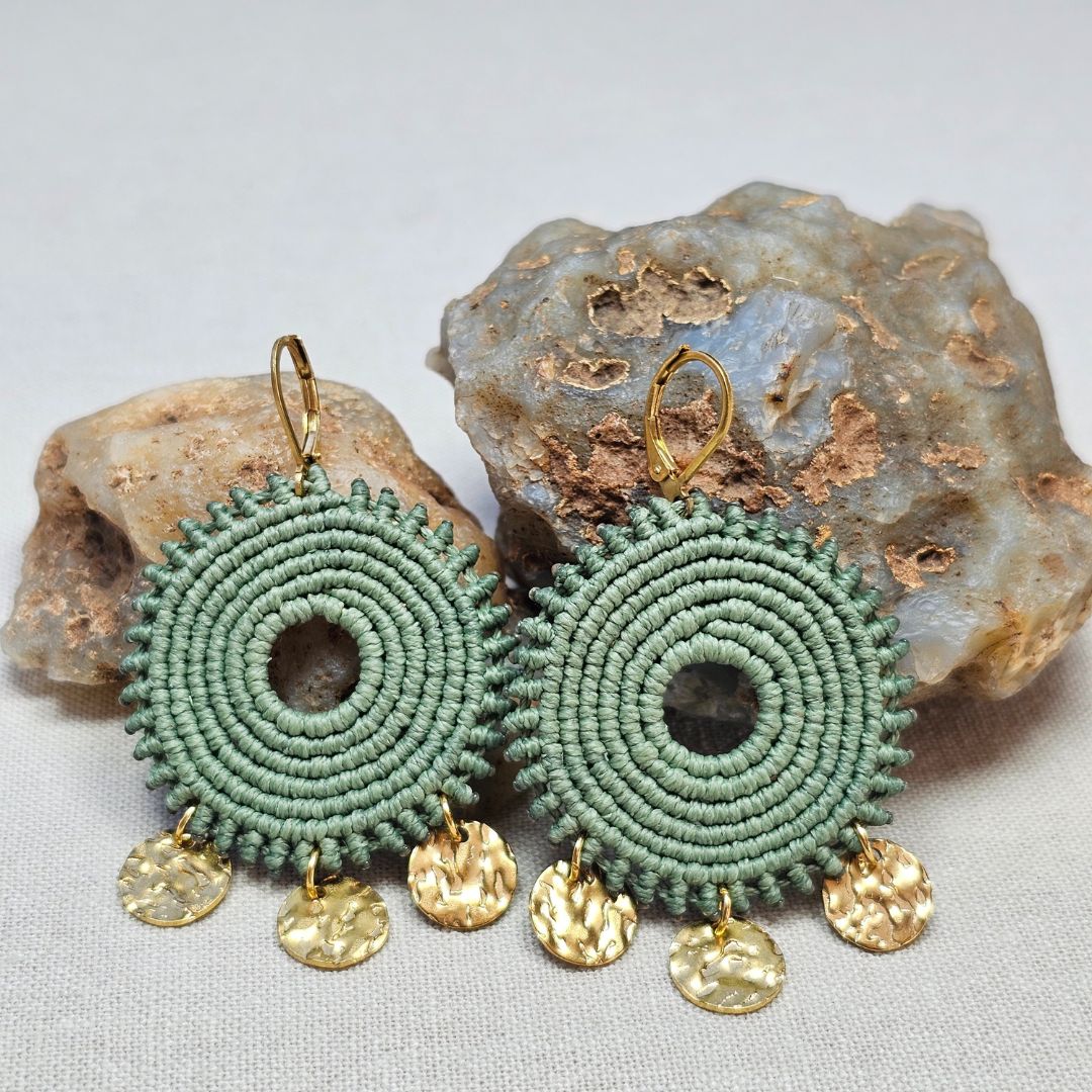 עגילי 'סהרה' ירוק מרווה