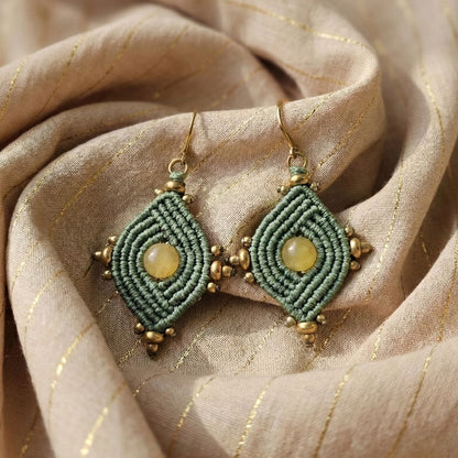 עגילי 'הופי' ירוק מרווה וסיטרין